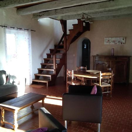 Maison avec vue magnifique Loubejac Extérieur photo